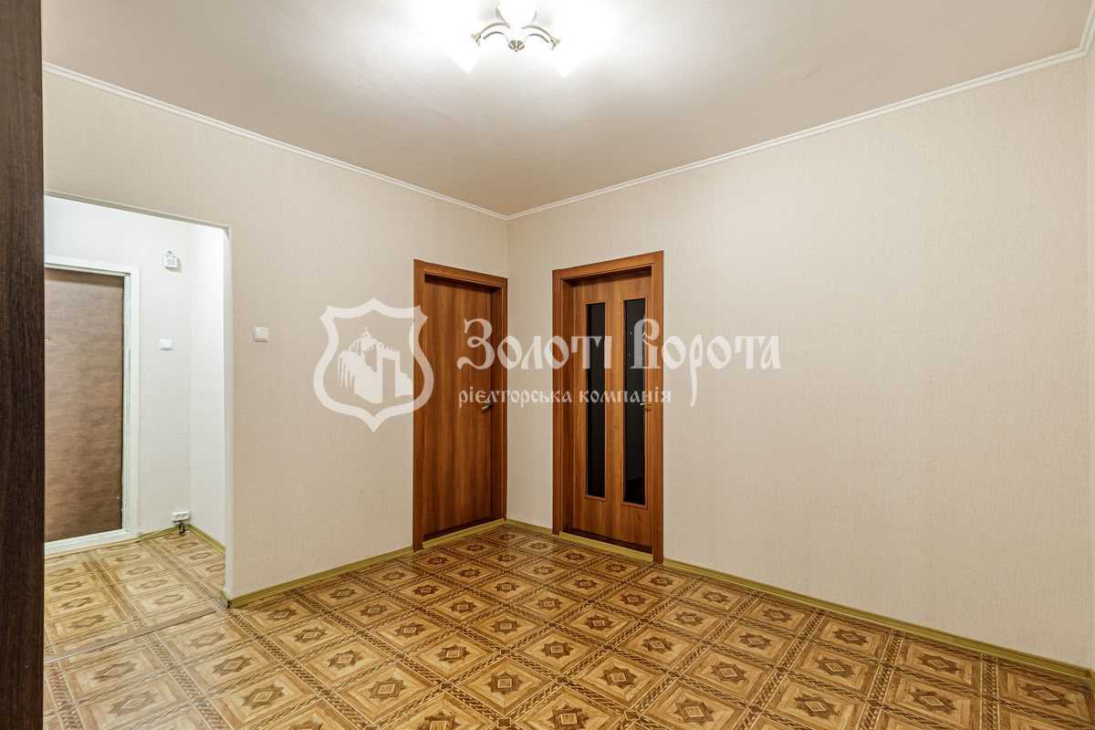 Продажа 3-комнатной квартиры 99 м², Елены Пчилки ул., 4