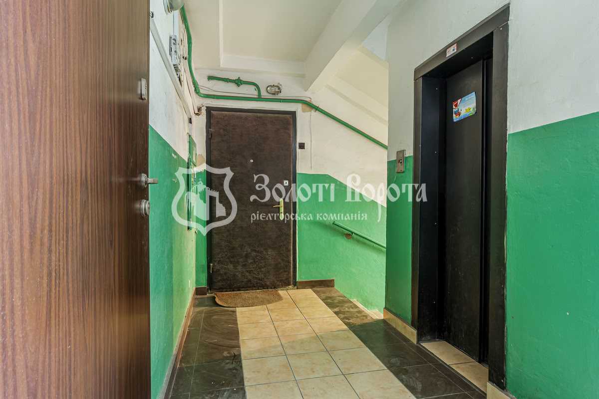 Продажа 1-комнатной квартиры 40.9 м², Суворова ул., 18/20