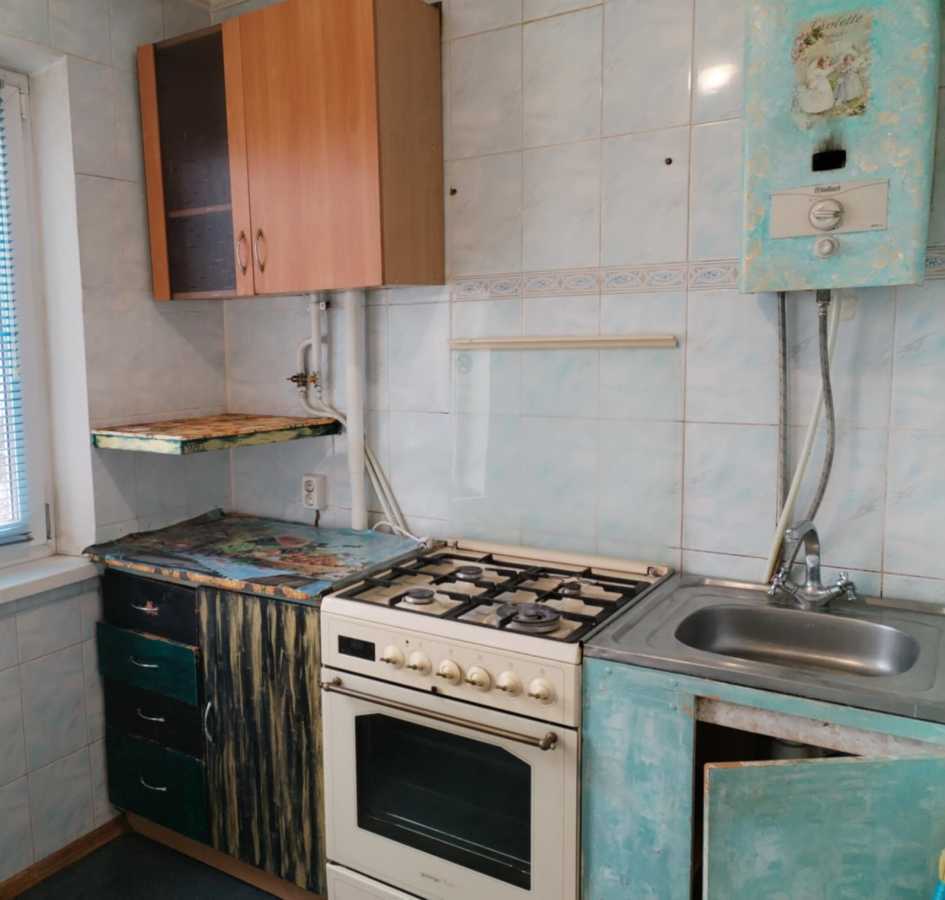 Продаж 3-кімнатної квартири 57.2 м², Ступака, 22