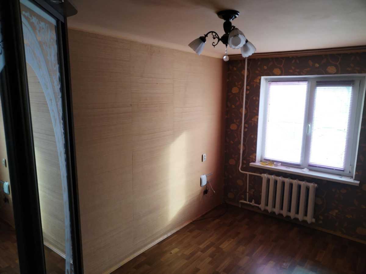 Продаж 3-кімнатної квартири 57.2 м², Ступака, 22
