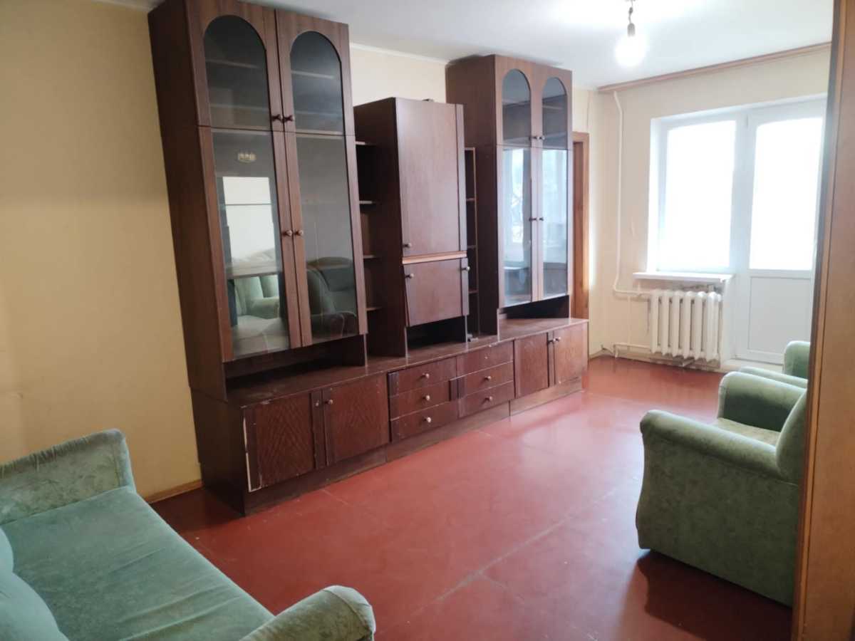 Продаж 3-кімнатної квартири 57.2 м², Ступака, 22