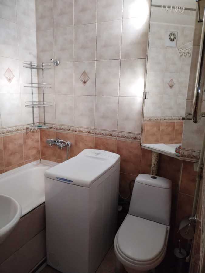 Продаж 3-кімнатної квартири 57.2 м², Ступака, 22