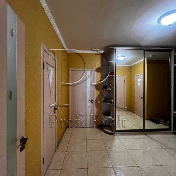 Продажа 2-комнатной квартиры 90 м², Бабкина пер., 6