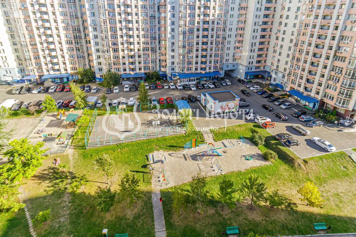 Продажа 2-комнатной квартиры 84.2 м², Михаила Донца ул., Ломоносова, 52а