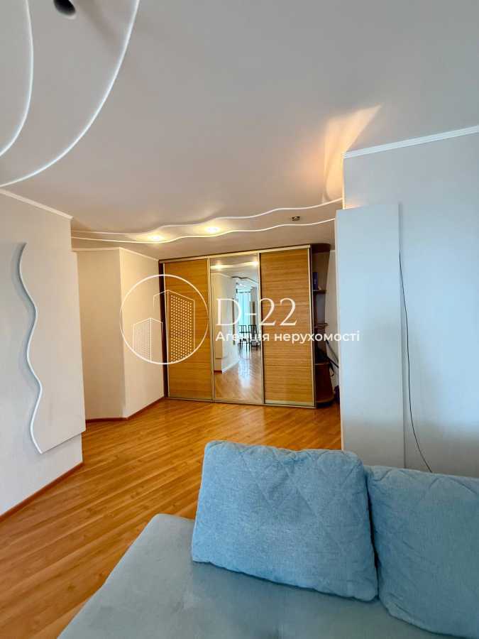 Продажа 2-комнатной квартиры 82 м², Анны Ахматовой ул., 13Г