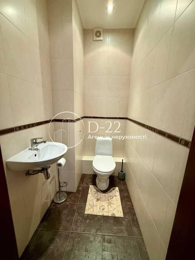 Продажа 2-комнатной квартиры 82 м², Анны Ахматовой ул., 13Г