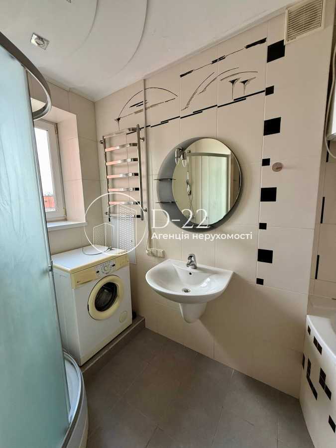 Продажа 2-комнатной квартиры 82 м², Анны Ахматовой ул., 13Г