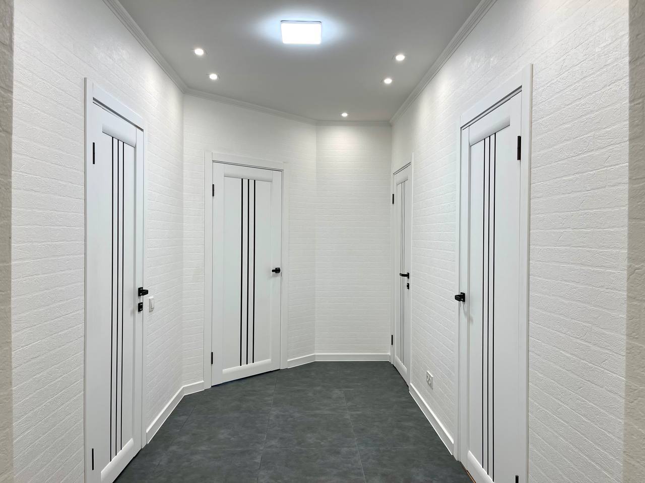 Продаж 2-кімнатної квартири 72.6 м², Степана Бандери вул.