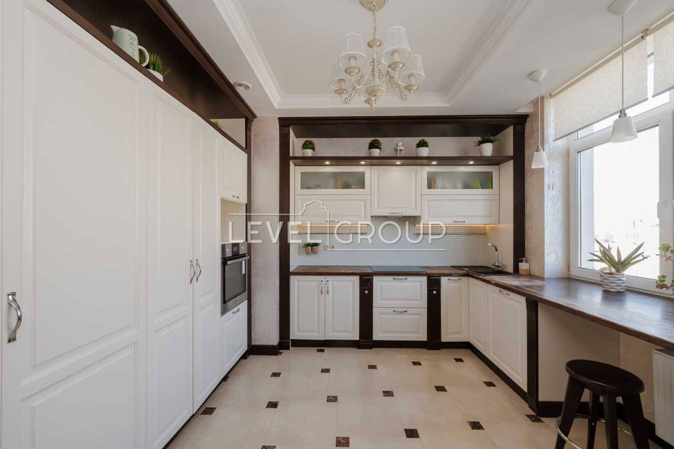 Продажа 3-комнатной квартиры 140 м², Анны Ахматовой ул., 22