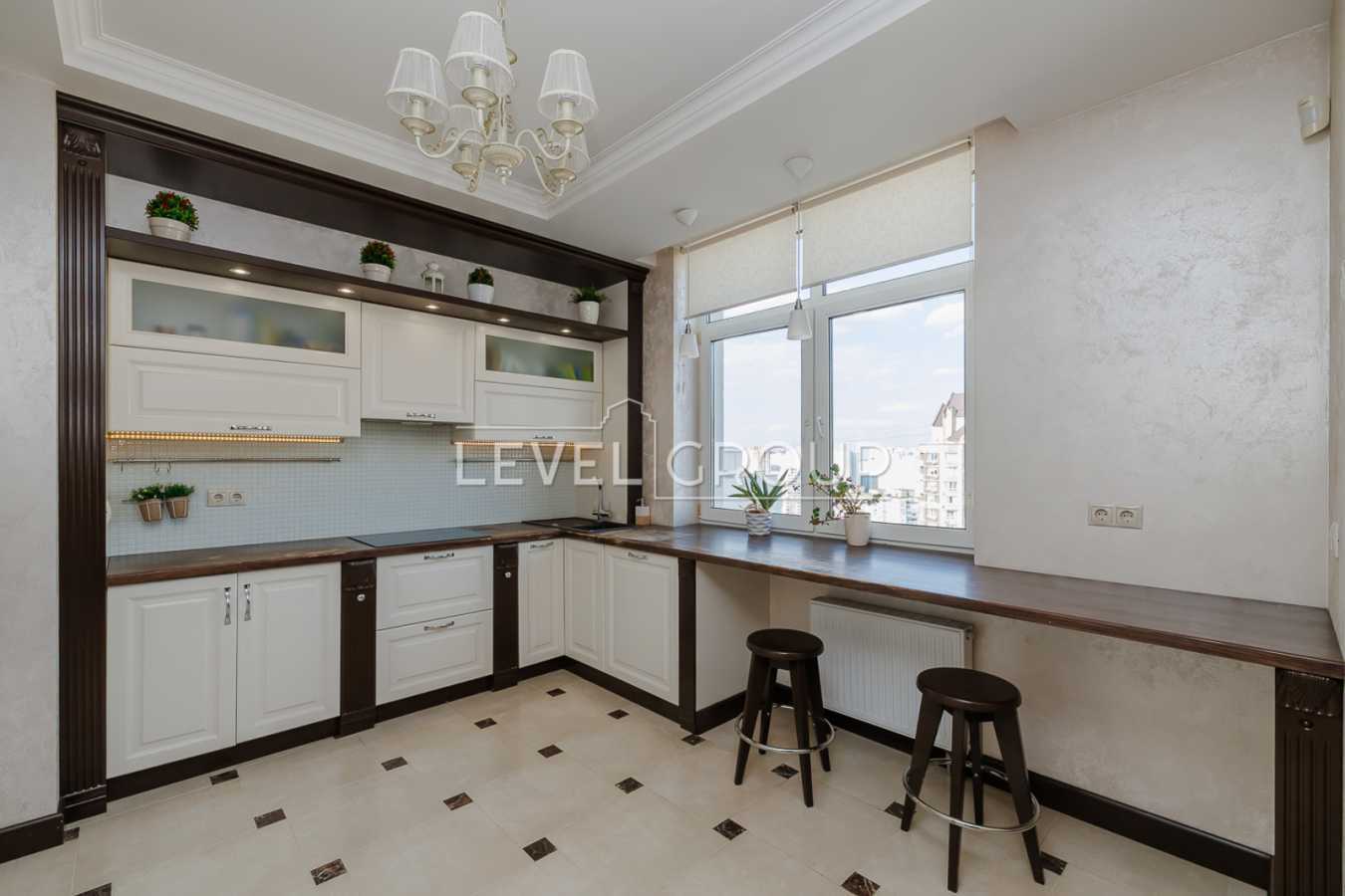 Продажа 3-комнатной квартиры 140 м², Анны Ахматовой ул., 22
