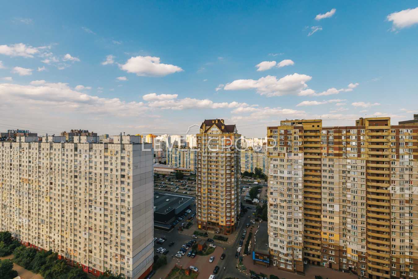 Продажа 3-комнатной квартиры 140 м², Анны Ахматовой ул., 22