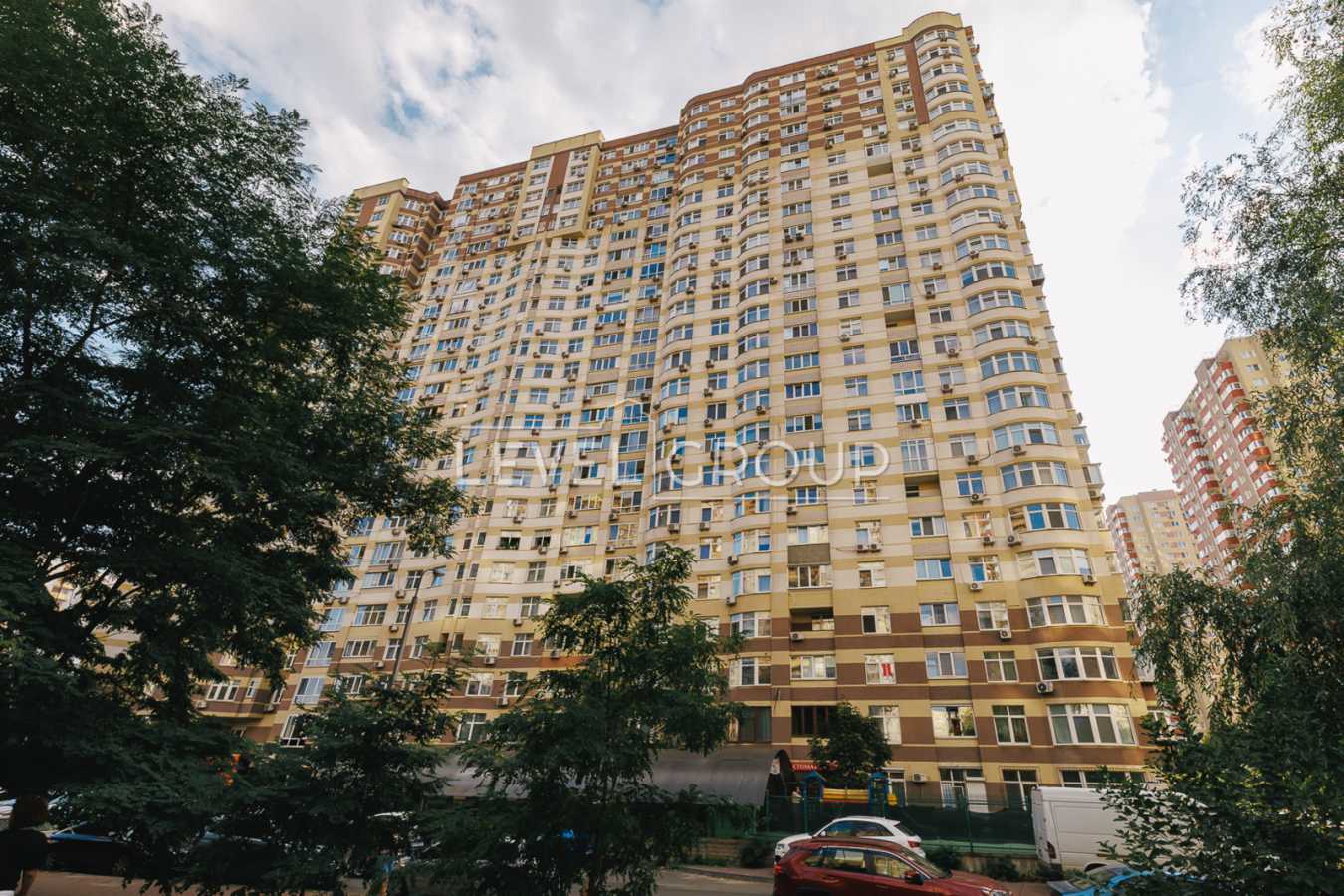 Продажа 3-комнатной квартиры 140 м², Анны Ахматовой ул., 22