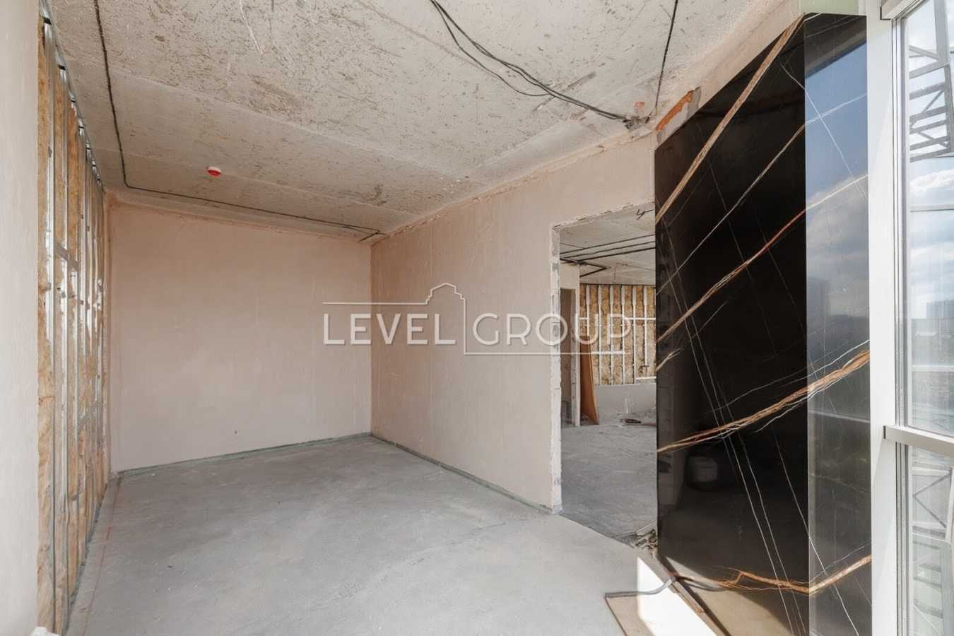 Продажа 4-комнатной квартиры 178 м², Глубочицкая ул., 73