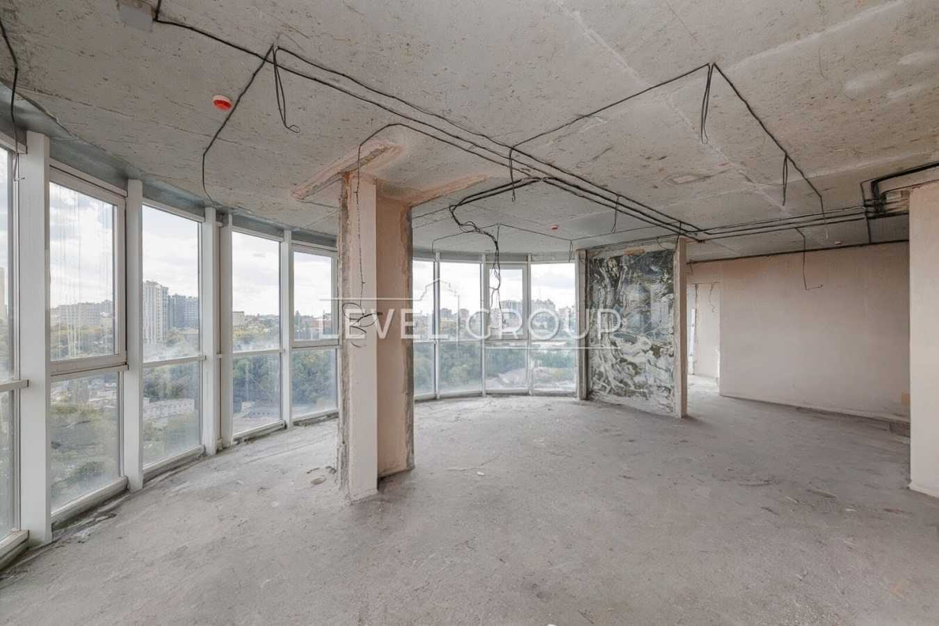 Продажа 4-комнатной квартиры 178 м², Глубочицкая ул., 73