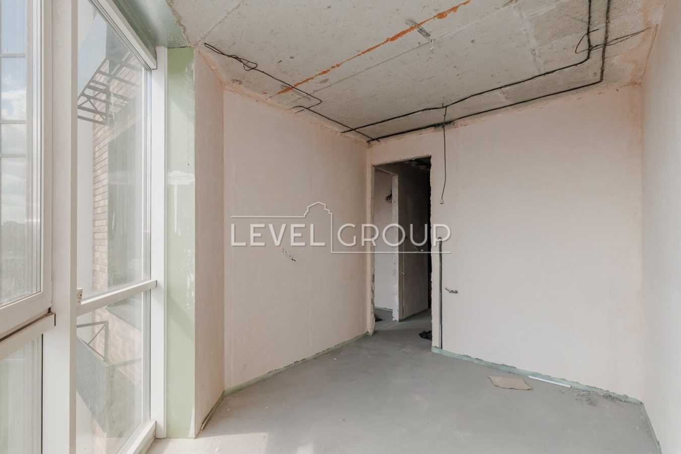 Продажа 4-комнатной квартиры 178 м², Глубочицкая ул., 73