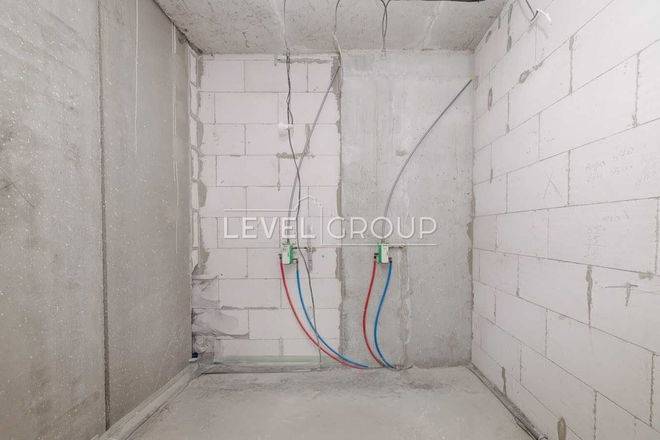 Продажа 4-комнатной квартиры 178 м², Глубочицкая ул., 73