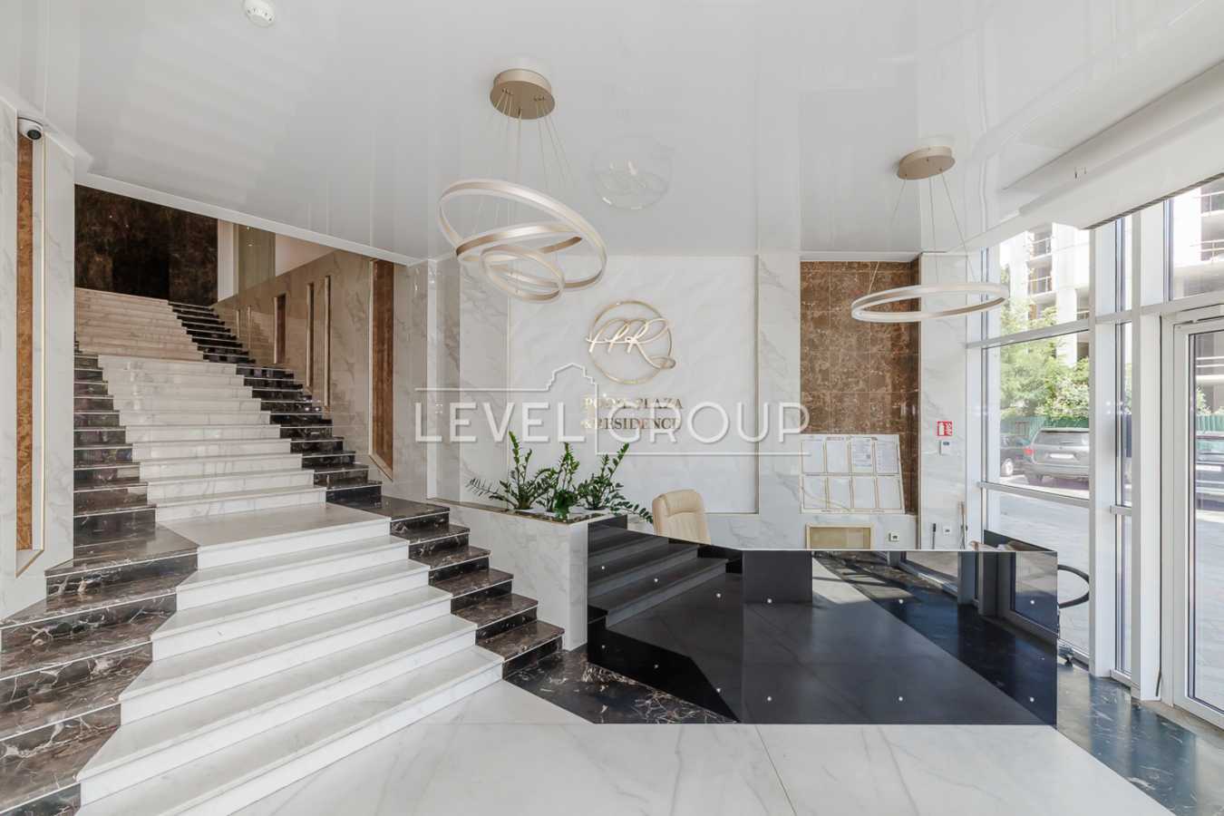 Продажа 4-комнатной квартиры 178 м², Глубочицкая ул., 73