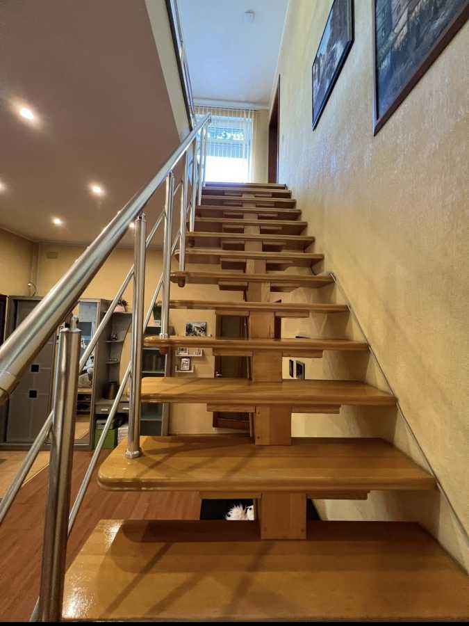 Оренда будинку 200 м², Тенистая вул., 28