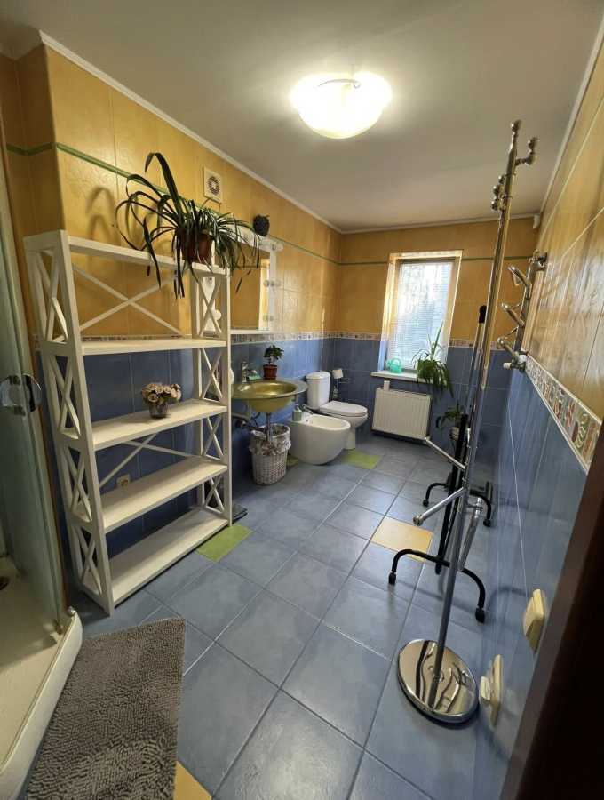 Оренда будинку 200 м², Тенистая вул., 28