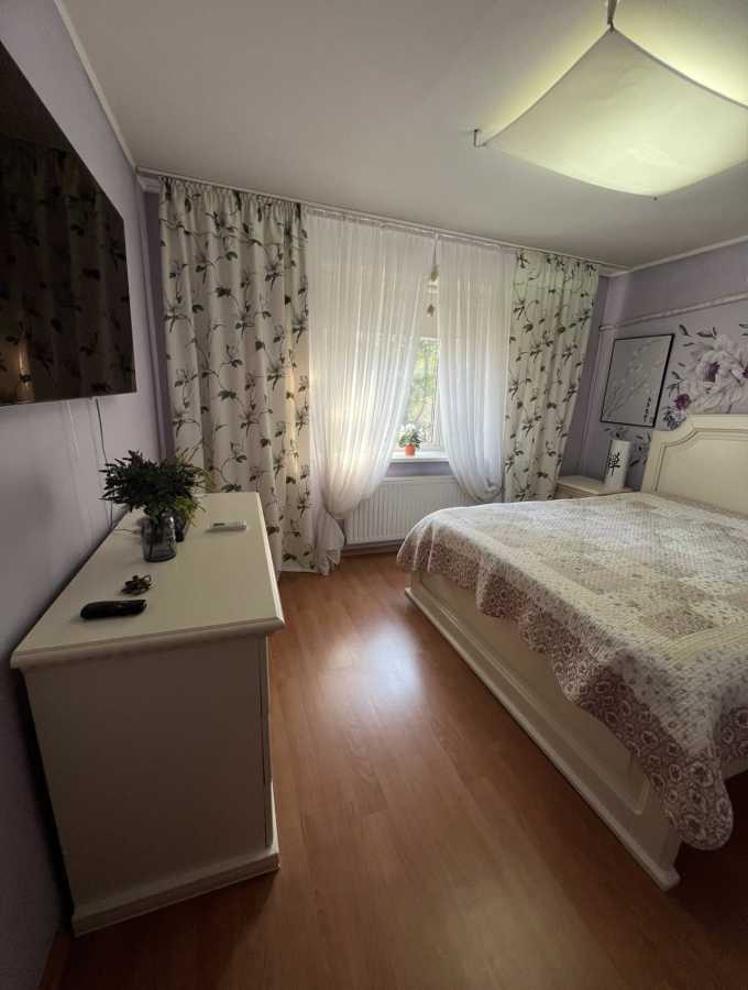 Оренда будинку 200 м², Тенистая вул., 28