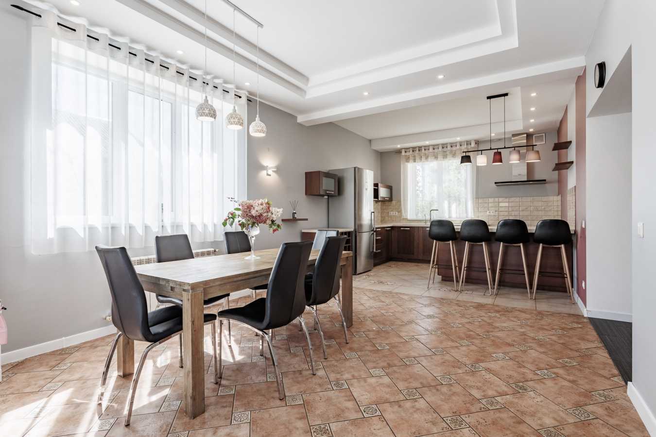 Продажа дома 233 м², Спортивная ул.