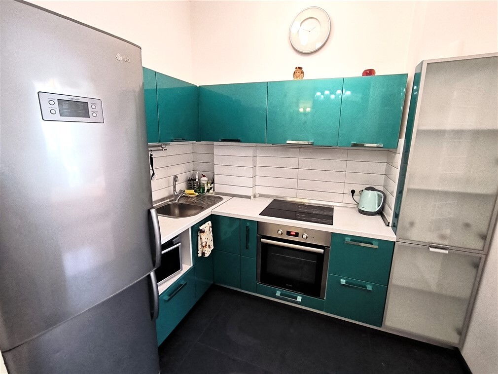 Оренда 1-кімнатної квартири 55 м², Греческая вул., 5