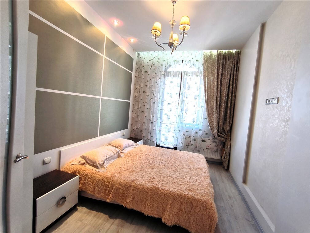 Оренда 1-кімнатної квартири 55 м², Греческая вул., 5