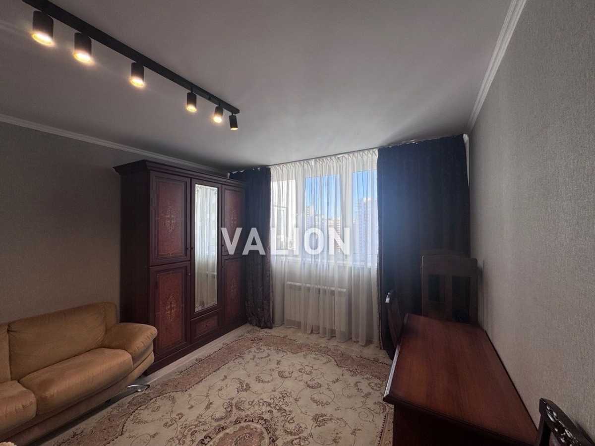 Продаж 1-кімнатної квартири 43 м², Урлівська вул., 23Б