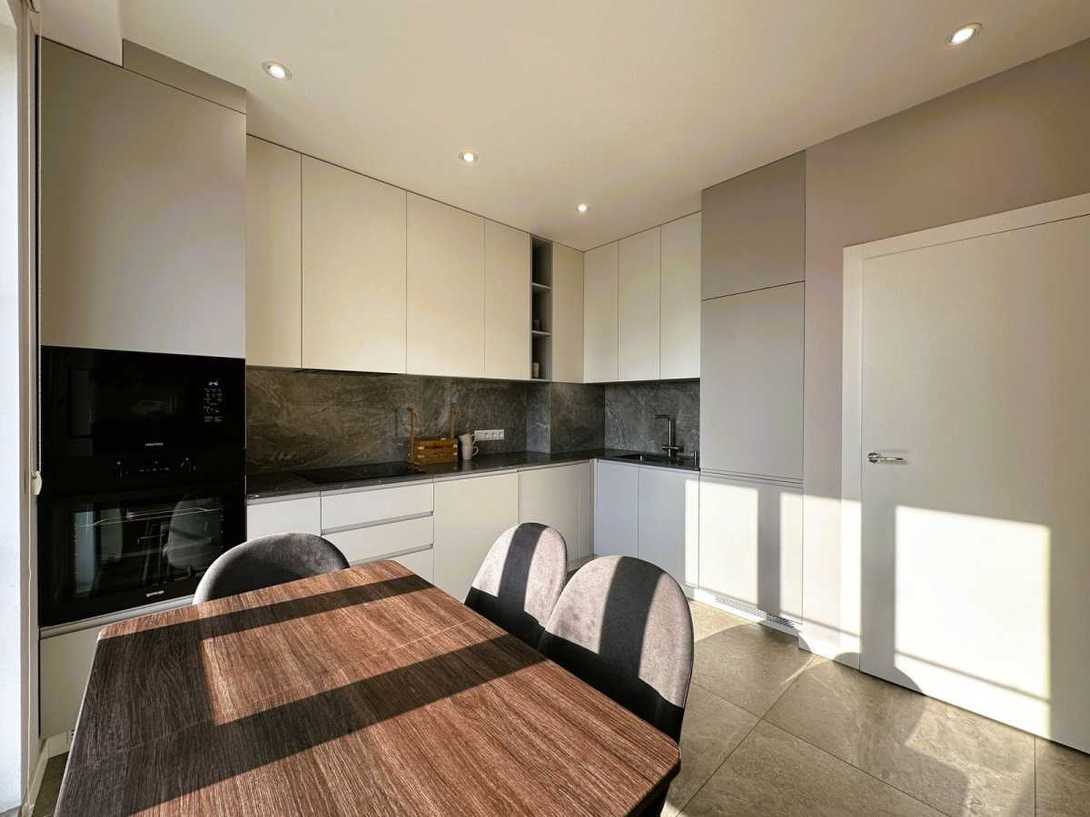 Аренда 3-комнатной квартиры 81 м², Михаила Максимовича ул., 24Б