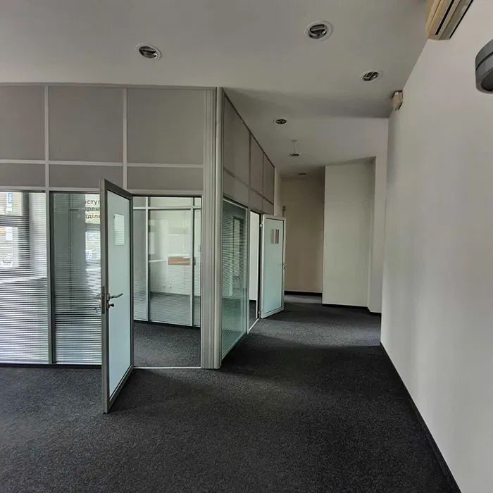 Продажа административного здания 2736 м², Сечевых Стрельцов ул.