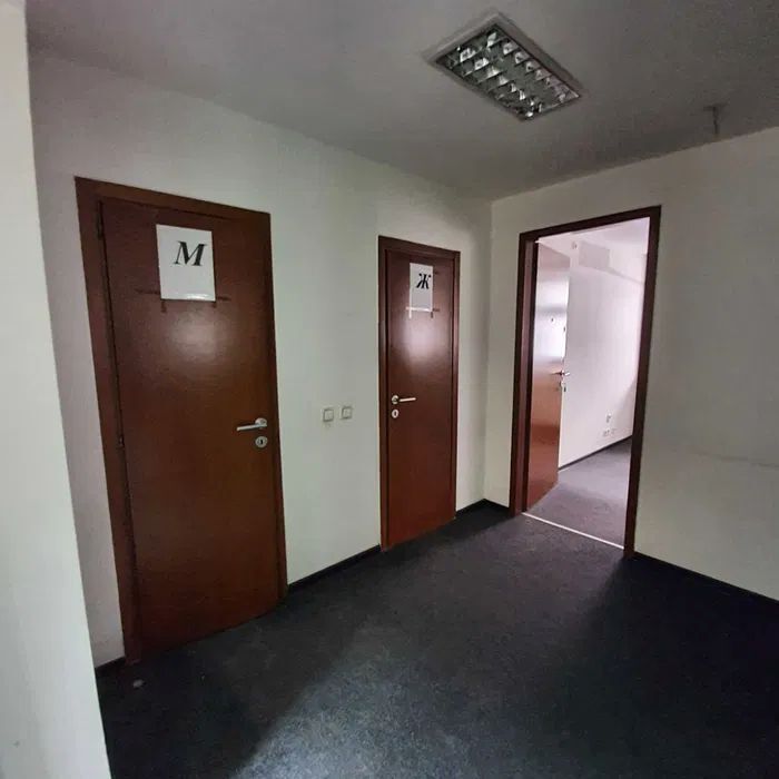 Продажа административного здания 2736 м², Сечевых Стрельцов ул.