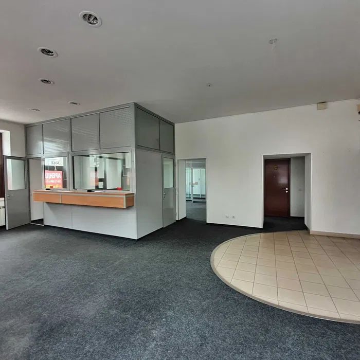 Продажа административного здания 2736 м², Сечевых Стрельцов ул.