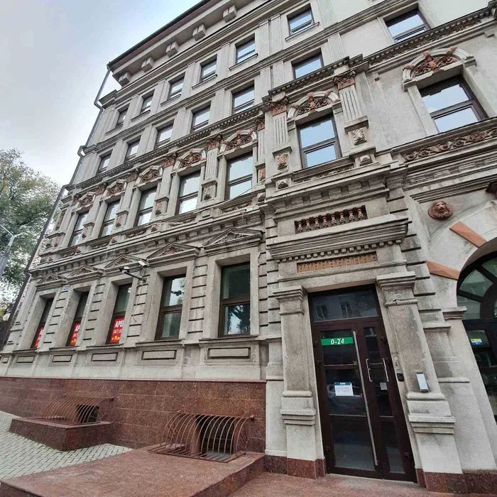 Продажа административного здания 2736 м², Сечевых Стрельцов ул.