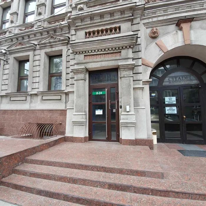 Продажа административного здания 2736 м², Сечевых Стрельцов ул.