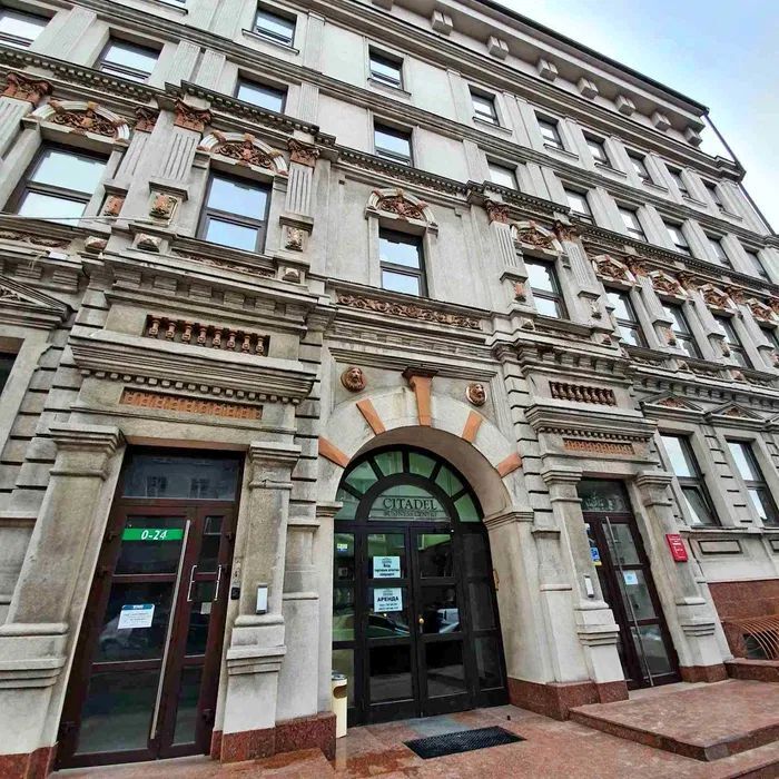 Продажа административного здания 2736 м², Сечевых Стрельцов ул.