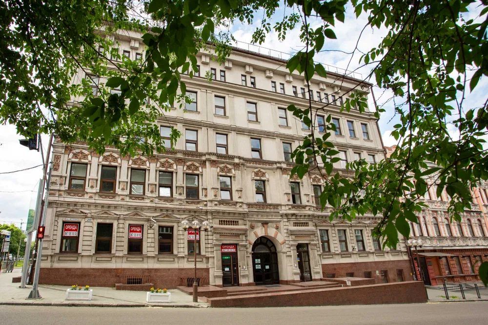 Продажа административного здания 2736 м², Сечевых Стрельцов ул.