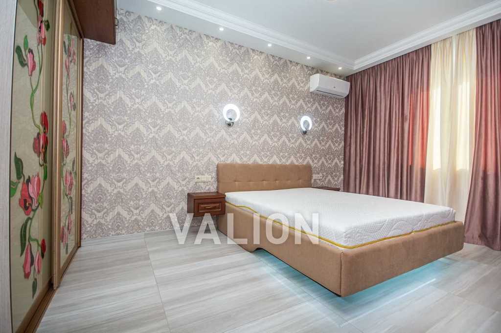 Продаж 3-кімнатної квартири 94 м², Оболонський просп., 1 К1