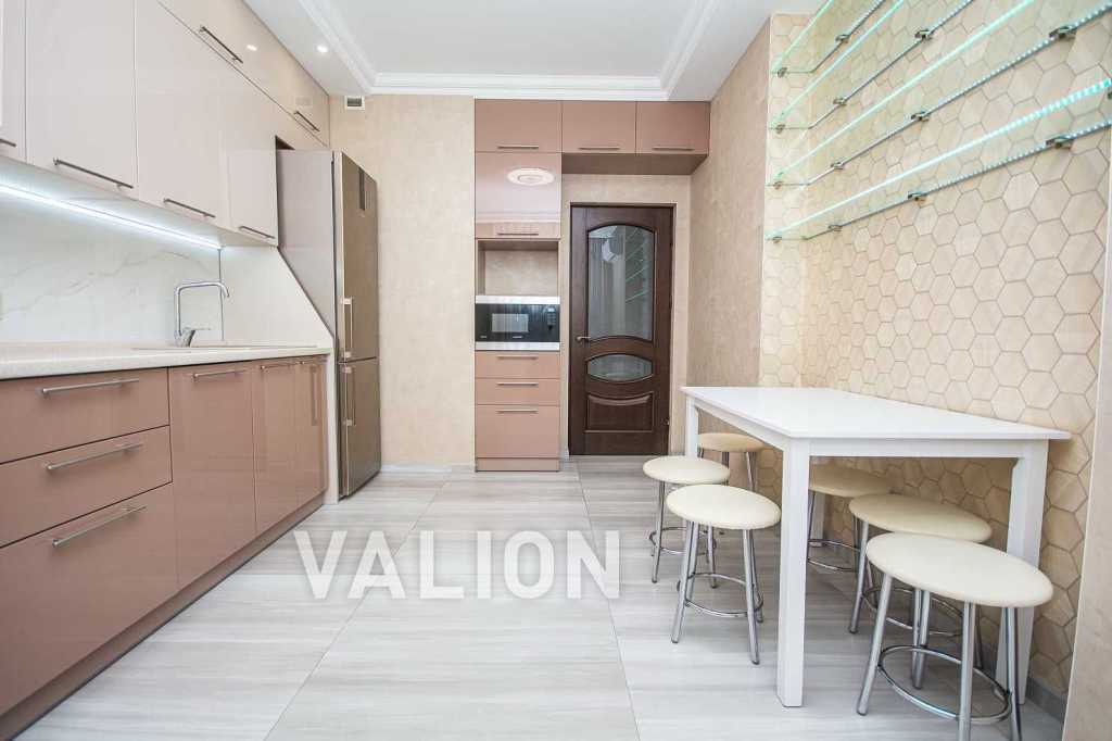 Продаж 3-кімнатної квартири 94 м², Оболонський просп., 1 К1