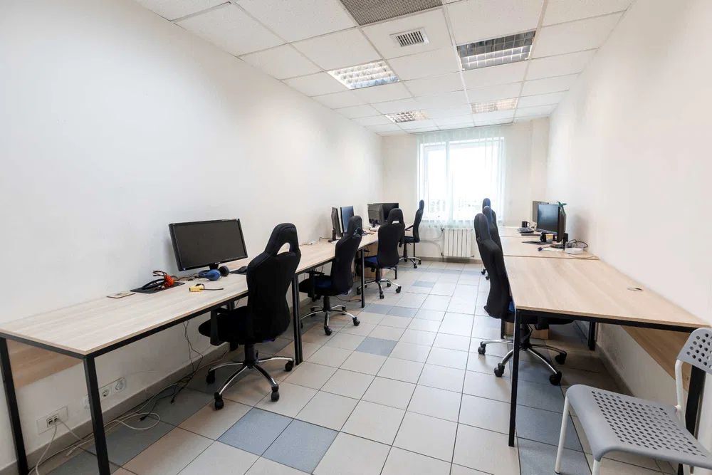 Продажа бизнес-центра 5718 м², Святослава Храброго ул.