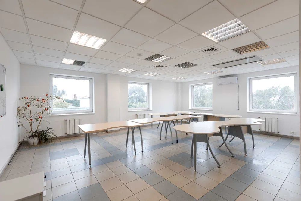 Продажа бизнес-центра 5718 м², Святослава Храброго ул.