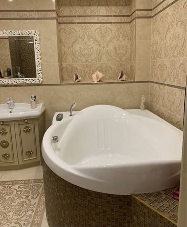 Продажа 2-комнатной квартиры 86 м², Староказацкая ул.