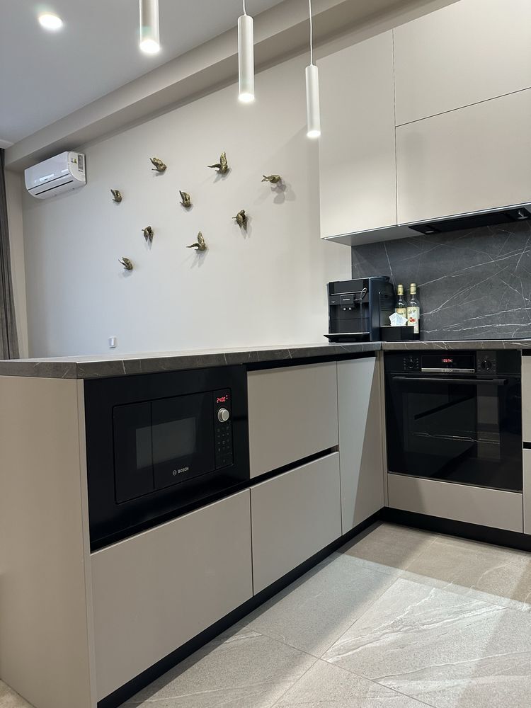 Продажа 1-комнатной квартиры 65 м², Староказацкая ул., 52