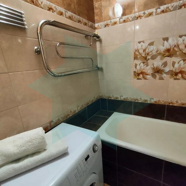 Продажа 3-комнатной квартиры 67 м², Менахем-Мендл Шнеерсона ул.