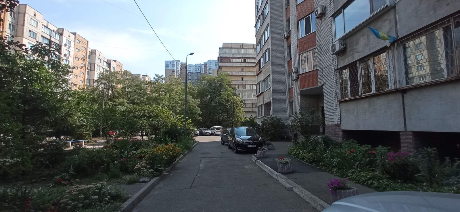 Продаж 2-кімнатної квартири 85 м², Микільсько-Слобідська вул., 6