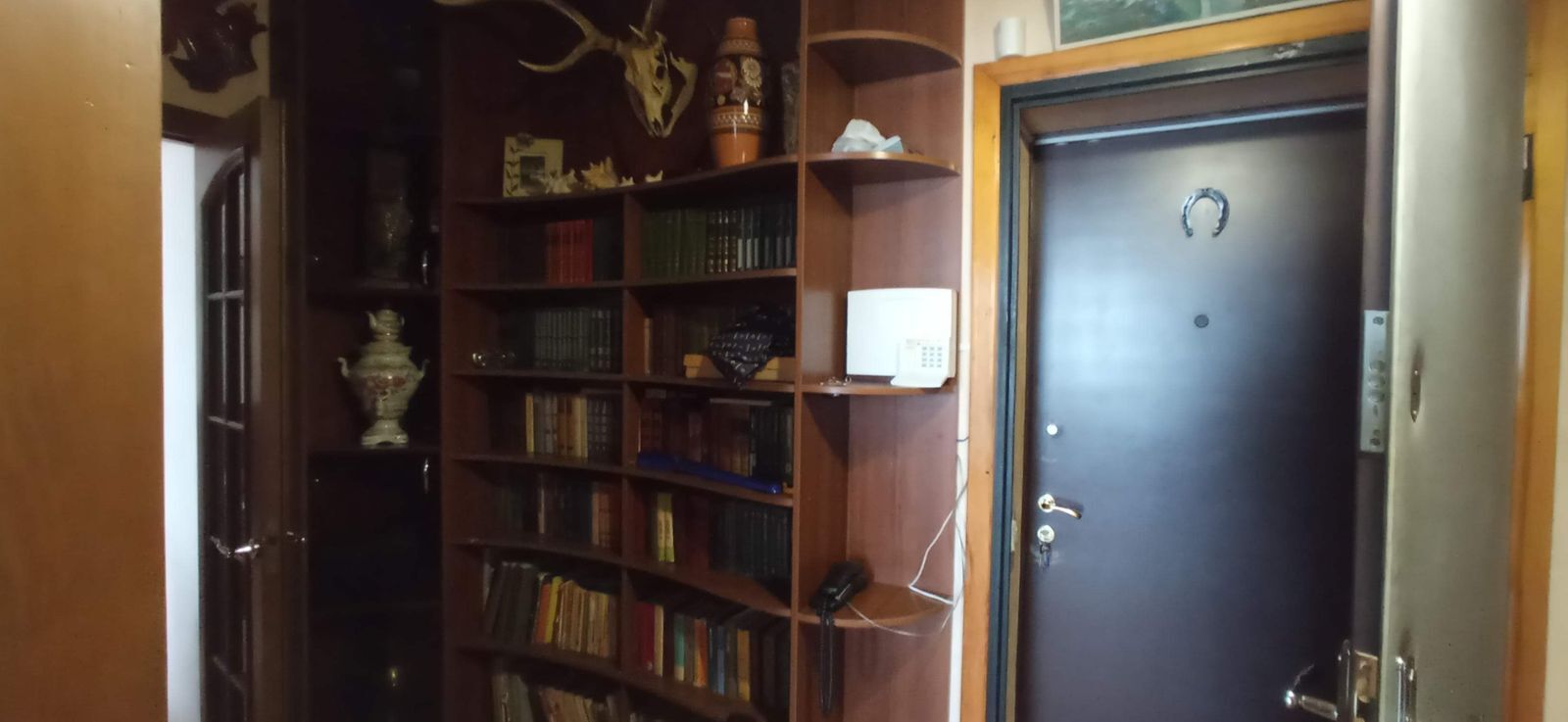 Продаж 2-кімнатної квартири 85 м², Микільсько-Слобідська вул., 6