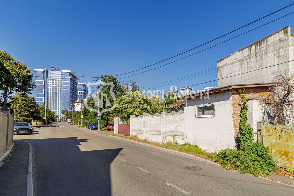 Продаж будинку 444 м², Звіринецька вул., 83/29