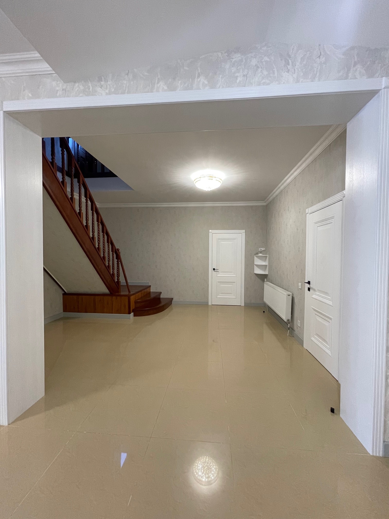Продаж будинку 315 м²