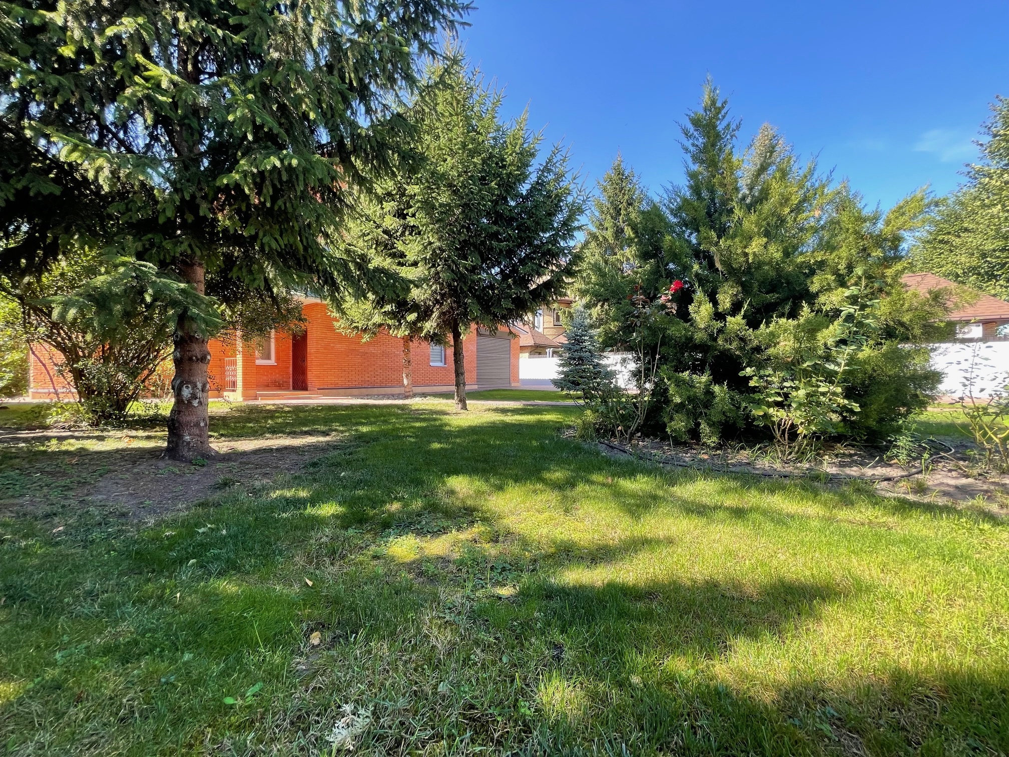 Продаж будинку 315 м²