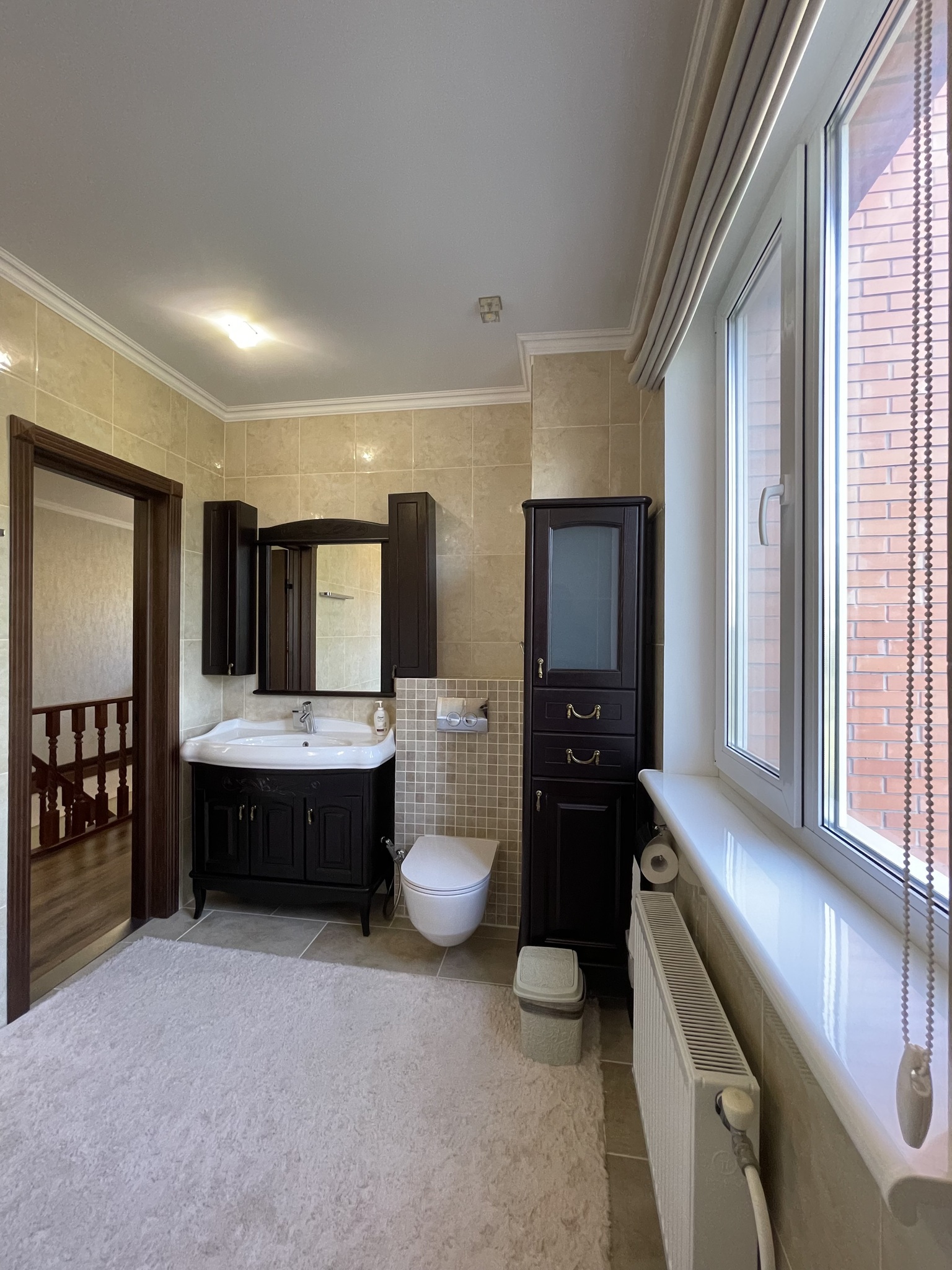 Продаж будинку 315 м²