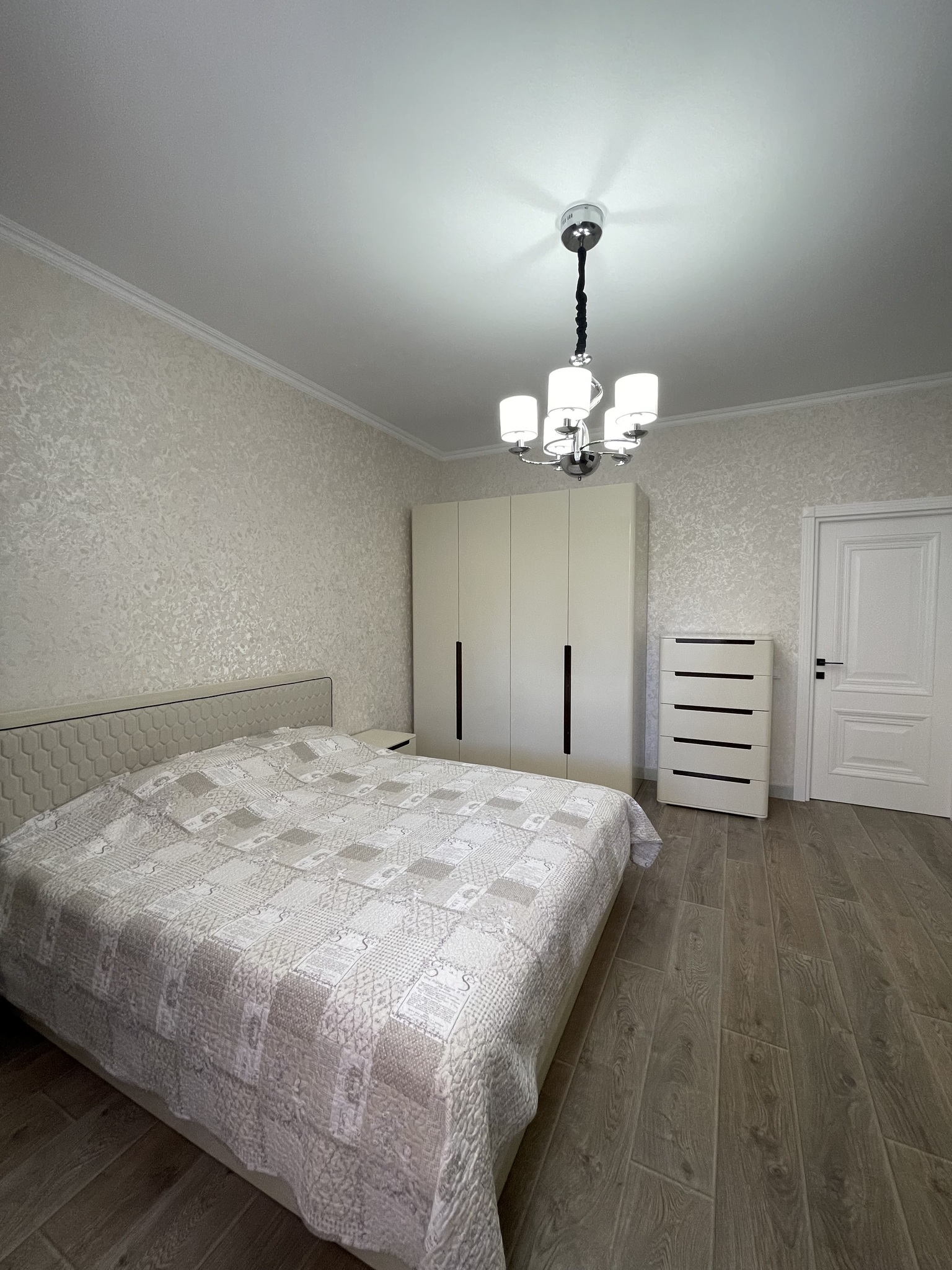 Продаж будинку 315 м²